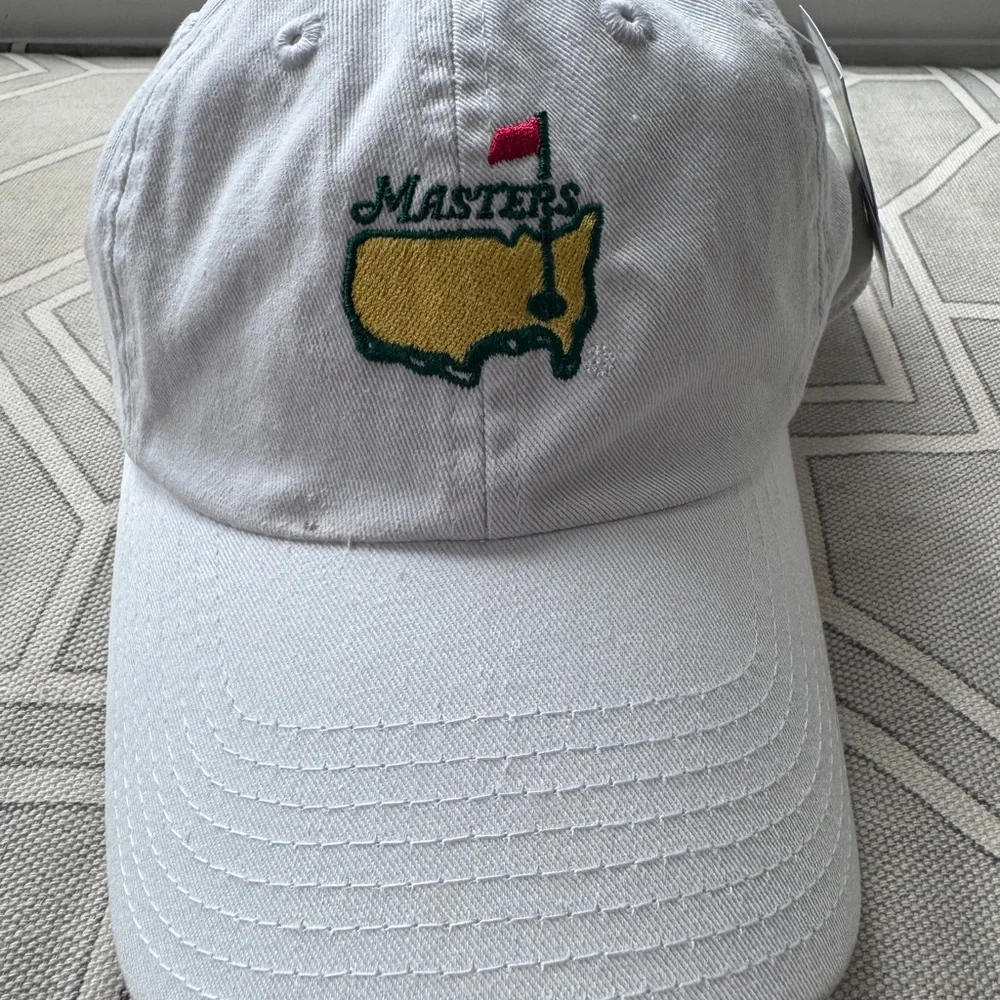 Masters White Cap with Embroidered Logo - Picture 1 of 3